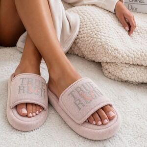 True Religion Women's Pink Plush Open Toe Slippers Large 8-9 Horseshoe Logo